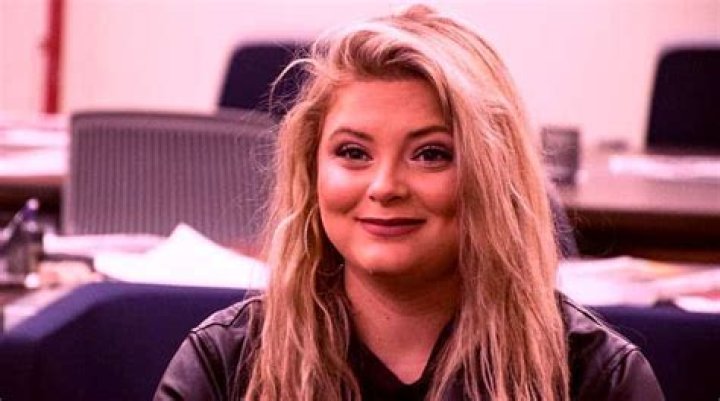 Aimee Hall from Floribama Shore Net Worth, Salary, Boyfriend, Age, Wiki-Bio 2022