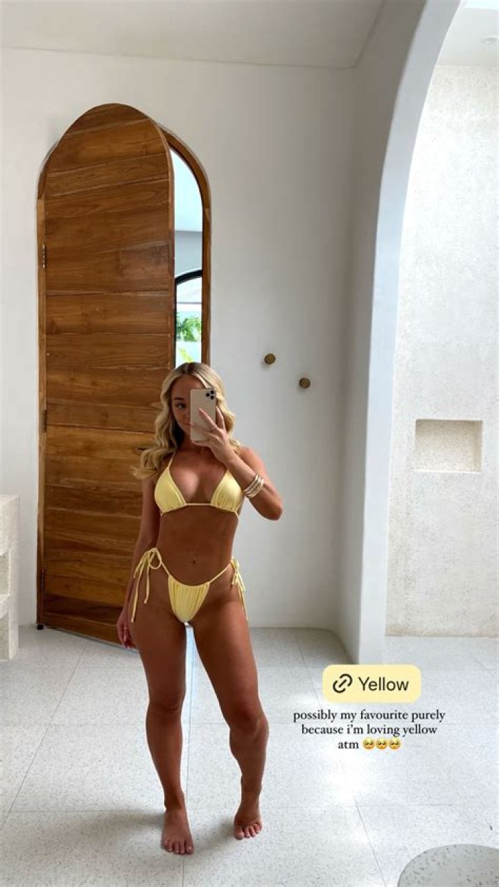 Allie Auton – Celebsgraphy