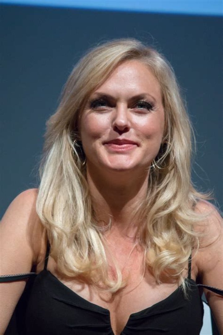 Elaine Hendrix – Celebsgraphy