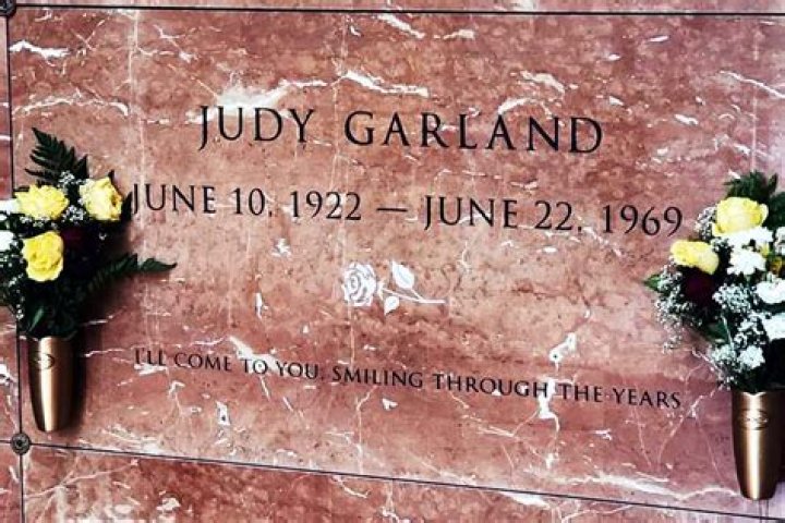 How Did Judy Garland Die? Inside The Star's Tragic Final Days