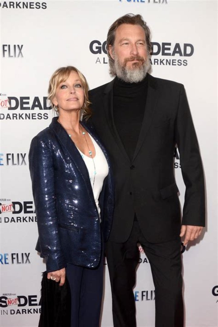 How tall is Bo Derek