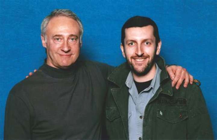 How tall is Brent Spiner
