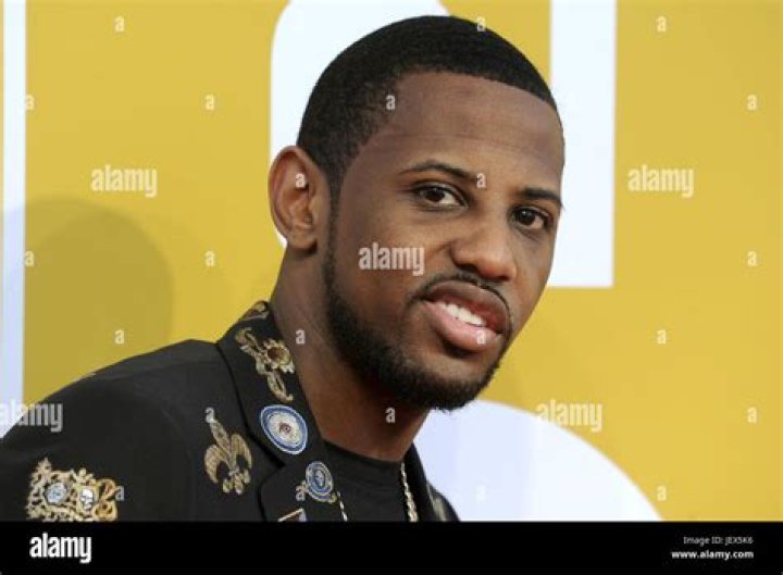 How tall is Fabolous