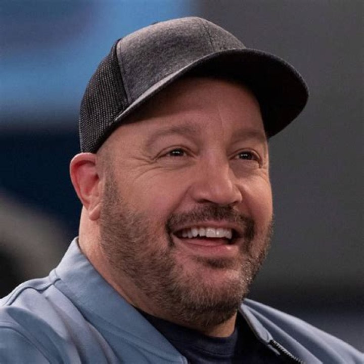 How tall is Kevin James