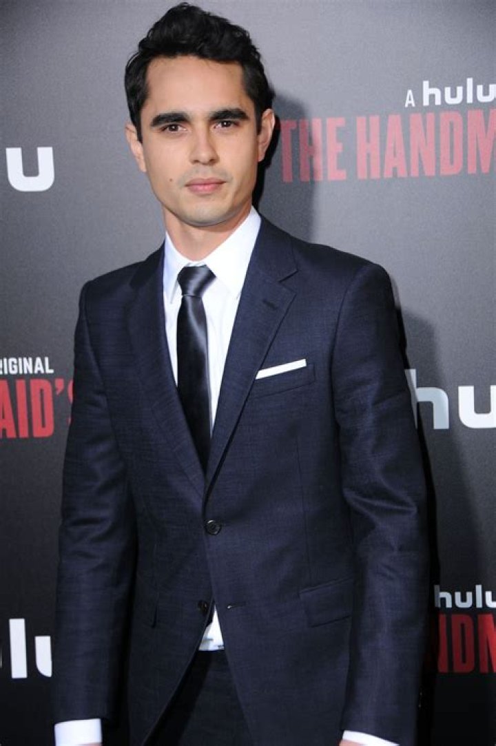 How tall is Max Minghella