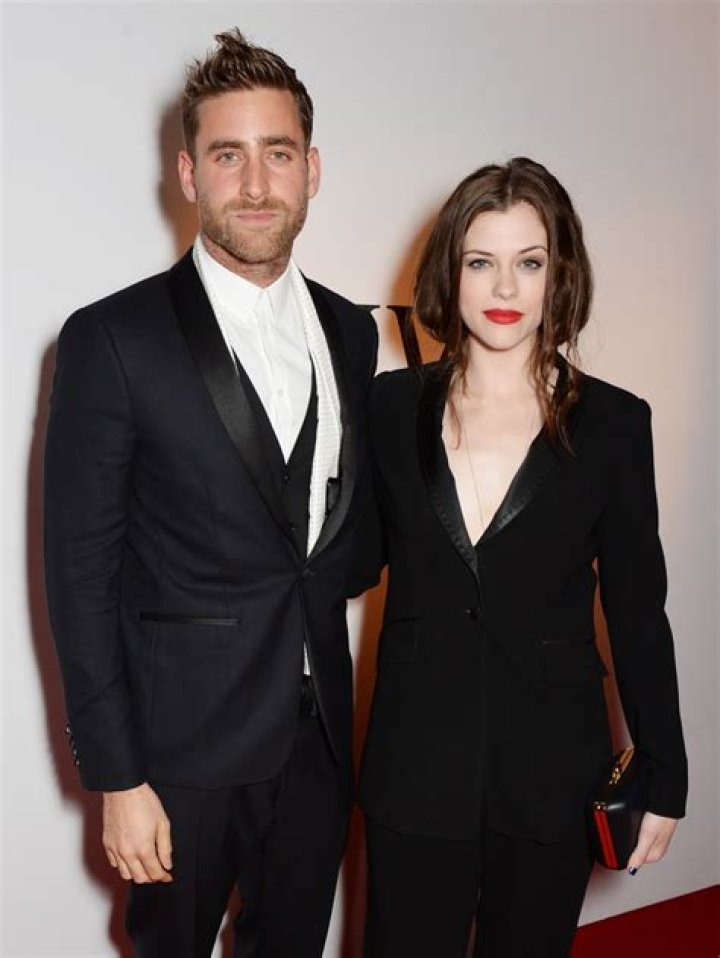 How tall is Oliver Jackson Cohen
