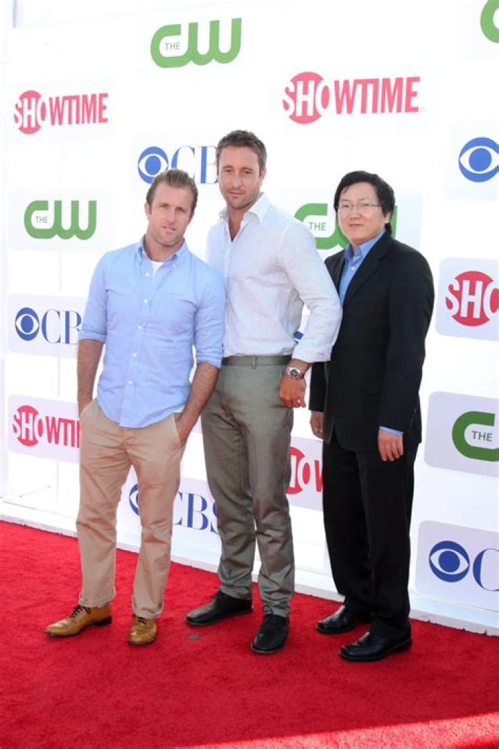 How tall is Scott Caan