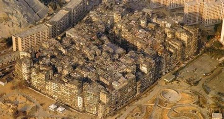 Inside Kowloon Walled City, Once The Densest Place On Earth