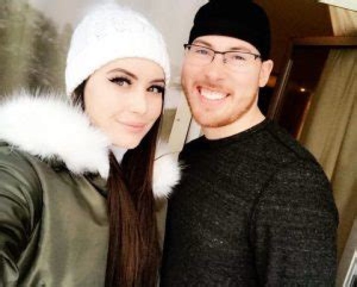 JoblessGarrett Bio | Age, Wiki, Net worth, Height, Ethnicity, Fiance|