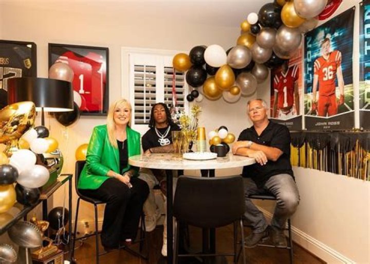 Joe Gibbs Net Worth, Wife Pat Gibbs, Age, Wiki-Bio 2022