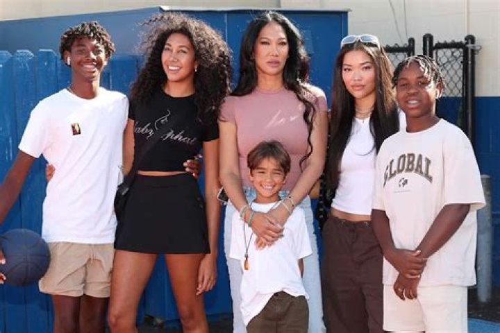 Kayla Simmons Age | Wiki, Net worth, Bio, Height, Boyfriend ?