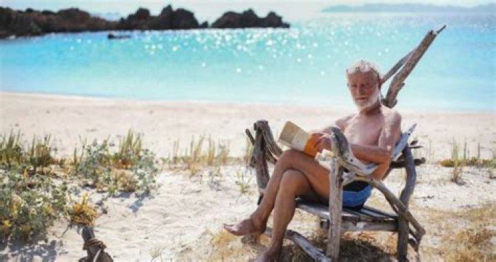 Mauro Morandi, The 'Italian Robinson Crusoe,' Forced Off Desert Island