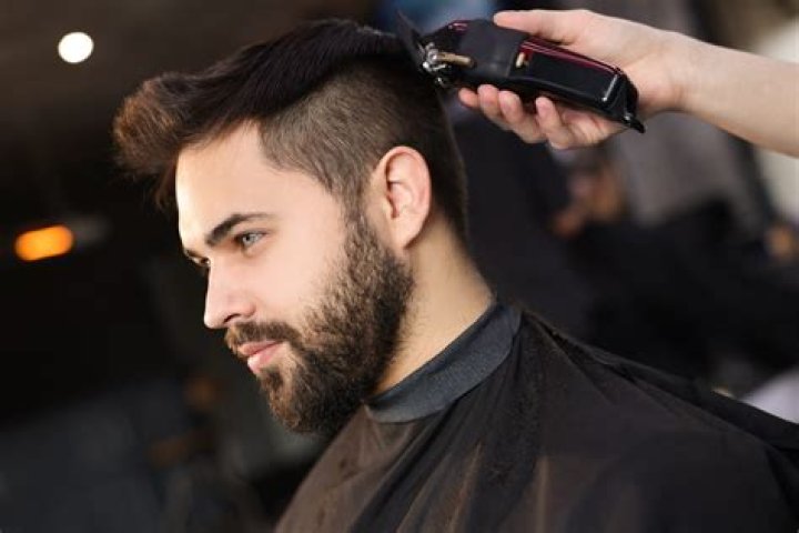 Similar Youtubers to Desi hairstyle barber