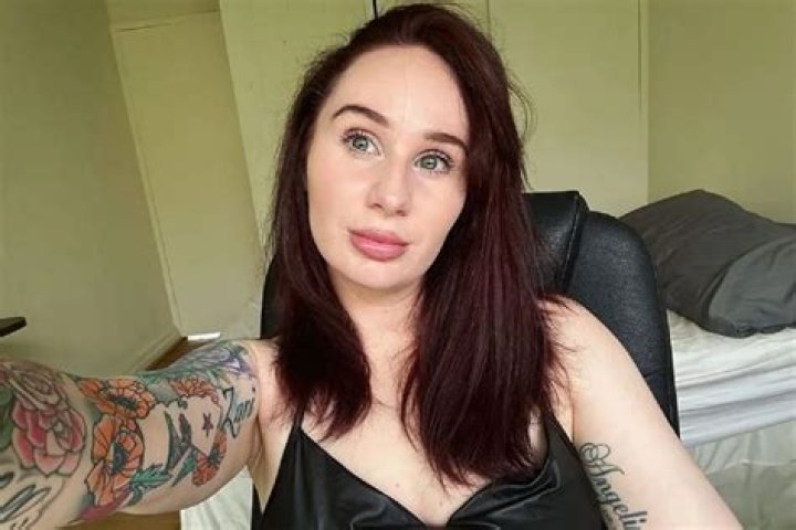Who Is Ashley Elliott? Age, Wiki, Husband, Height, Family, Ethnicity, Biography, and More