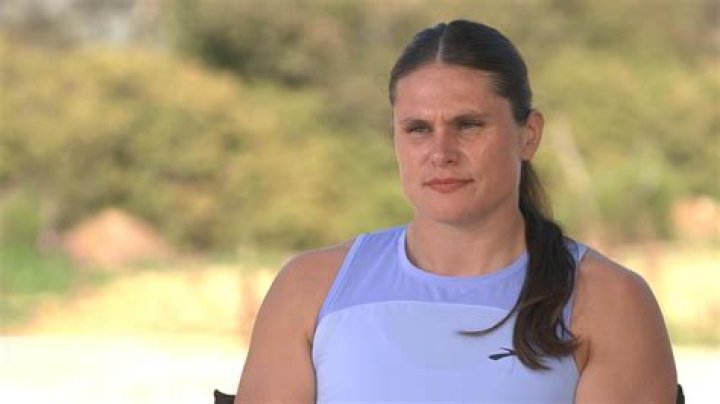 Who is Cynthiara Alona? Wiki, Biography, Age, Height, Husband, Kids, Parents, Net Worth & More