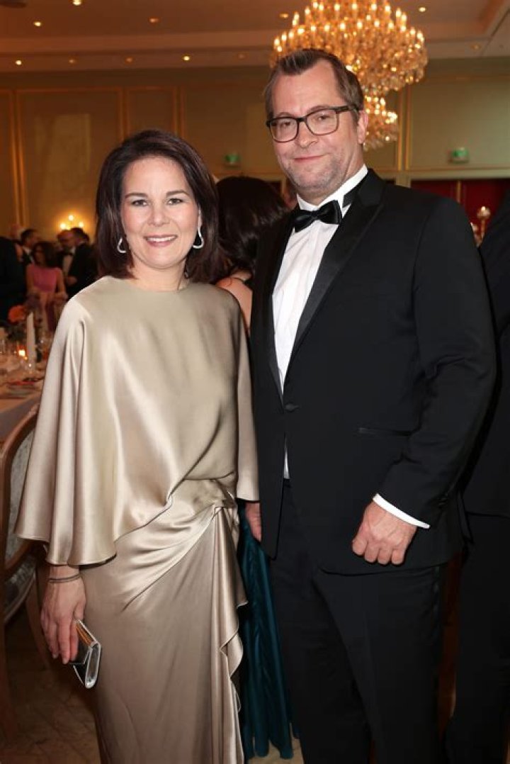 Who is Daniel Holefleisch? Wiki, Age, Bio & Facts About Annalena Baerbock's Husband