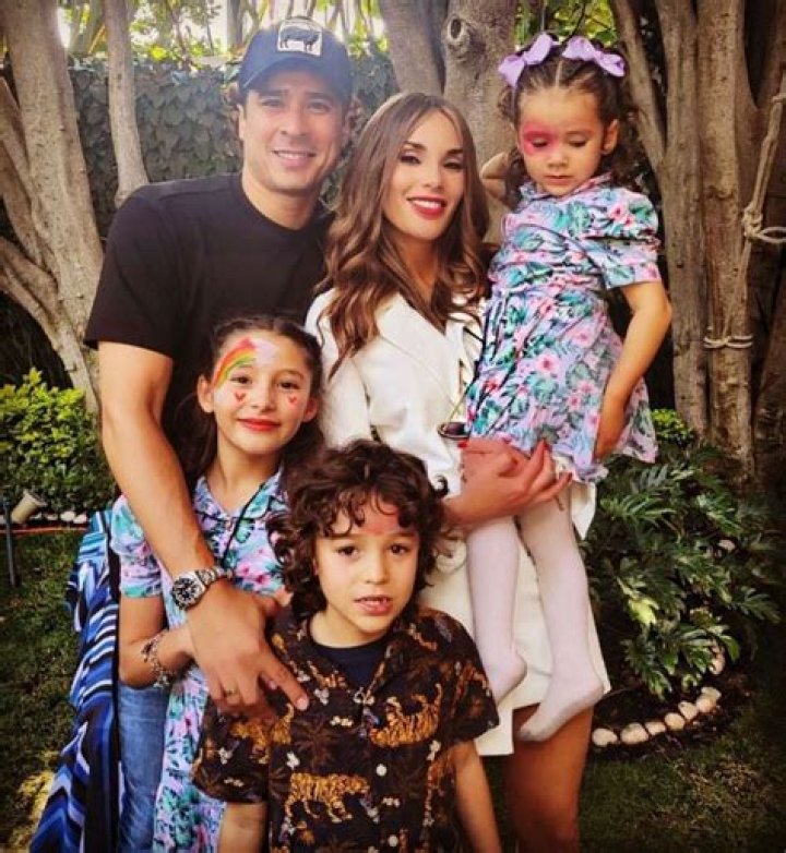 Who is Karla Mora? Meet Guillermo Ochoa's Wife
