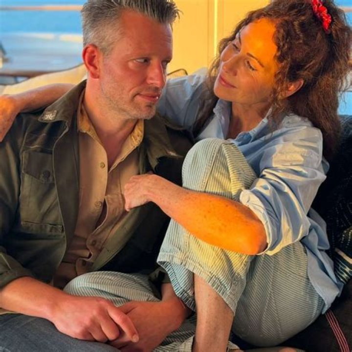 Who is Minnie Driver Husband? Know Her Net Worth. 2022