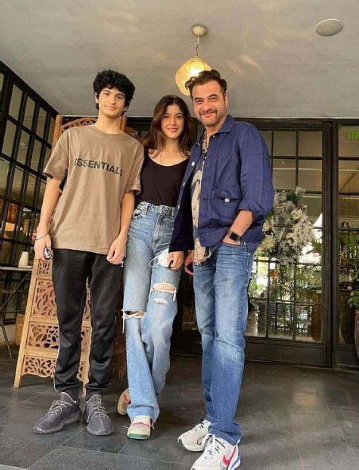 Who is Shanaya Kapoor? Wiki, Biography, Parents, Age, Height, Boyfriend, Husband, Net Worth