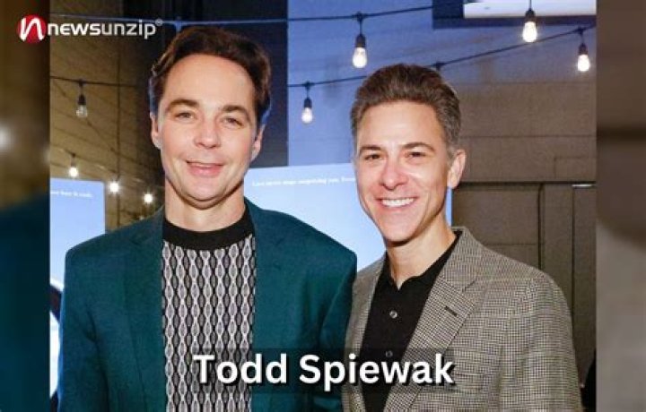 Who is Todd Spiewak? Wiki, Husband, Net Worth, Family, Age, Height, Bio & Facts