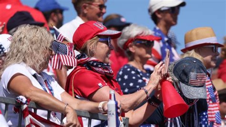 Women's Baseball: When Athleticism Was Patriotism